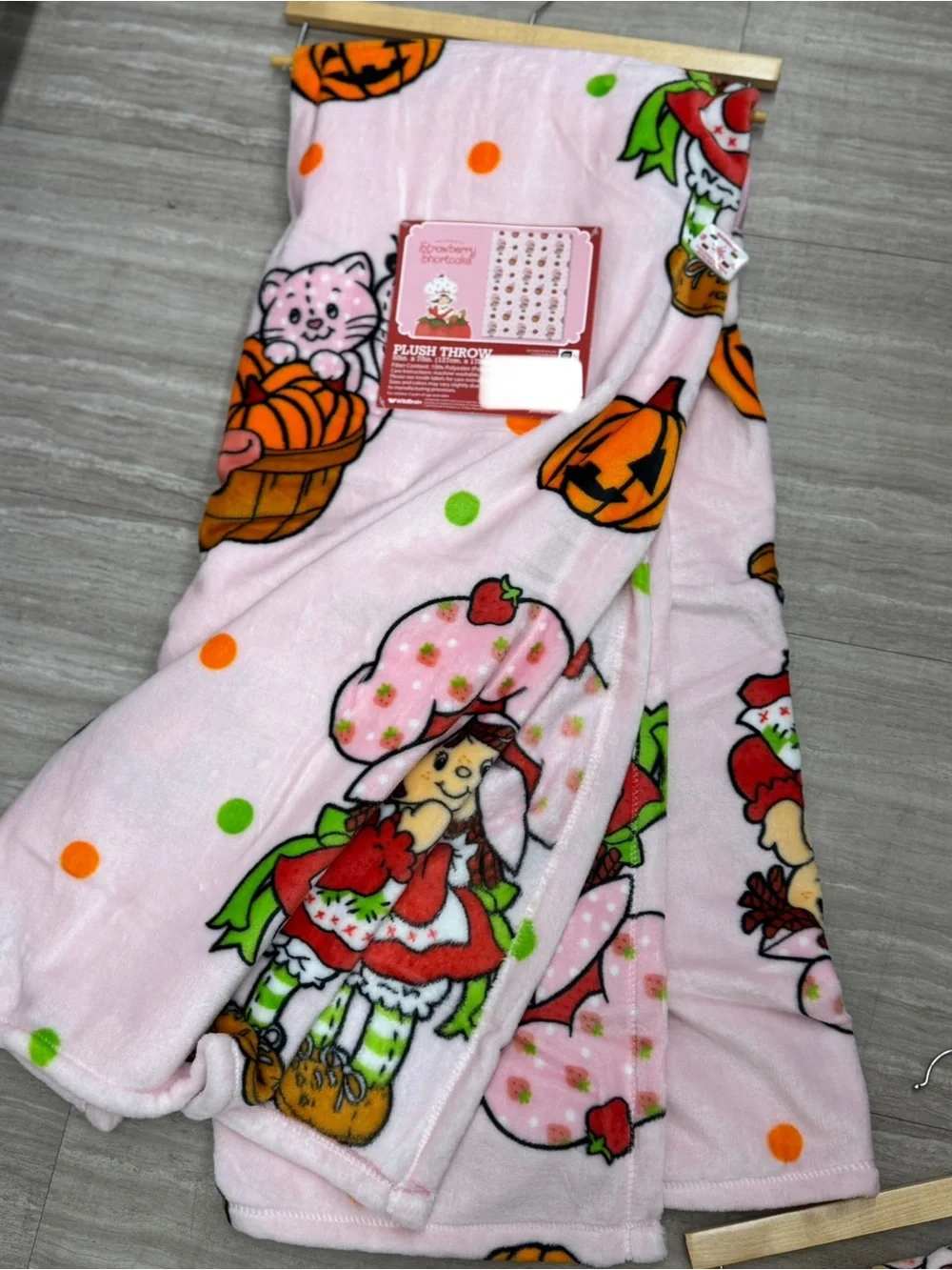 Strawberry Shortcake Plush Throw Blanket - Orange